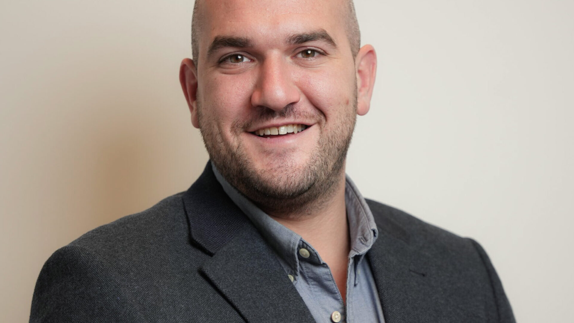 Portretfoto van Davey Cohen, Consultant bij Vonders
