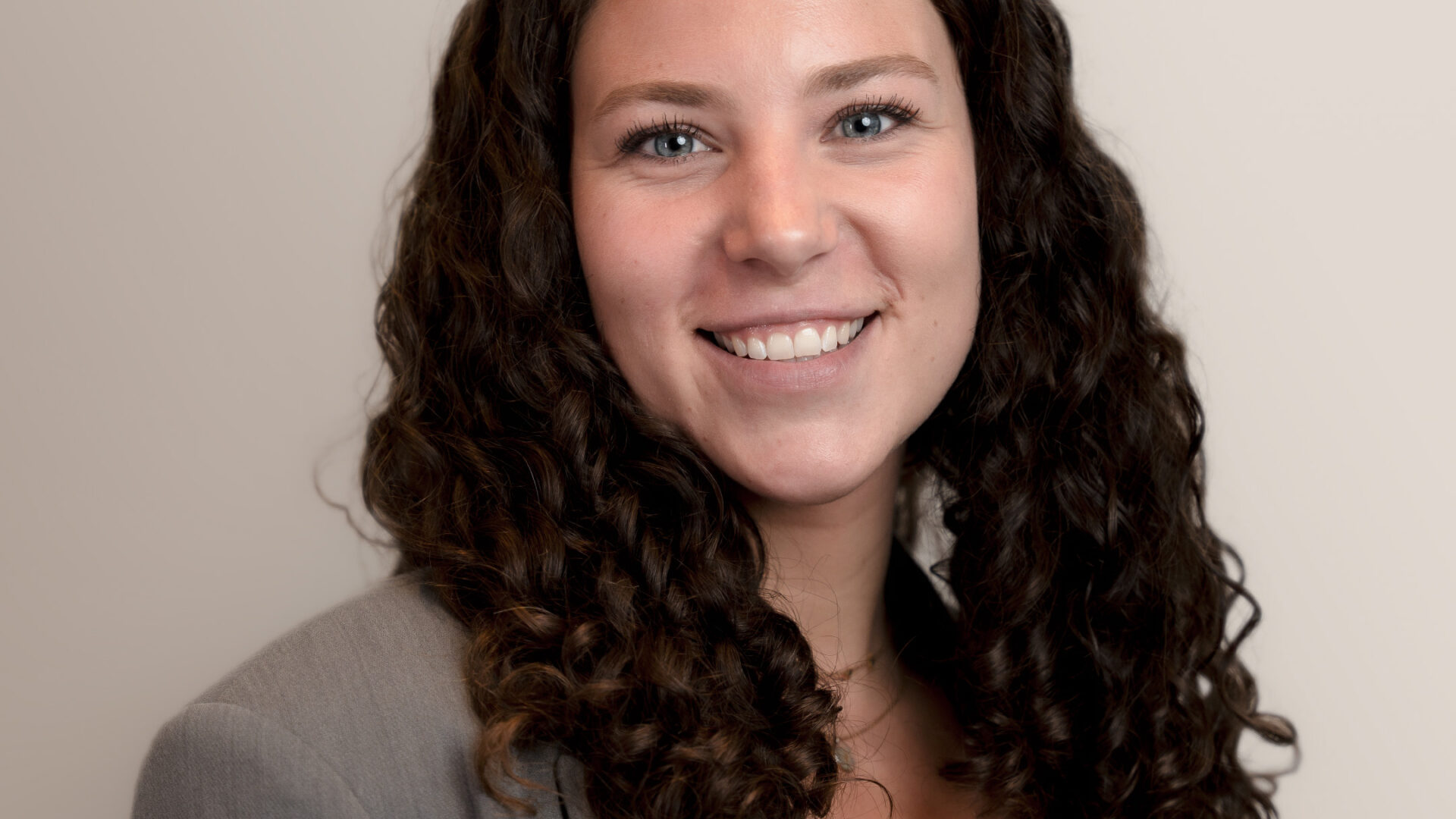Portretfoto van Nicole Maat, Senior Consultant bij Vonders